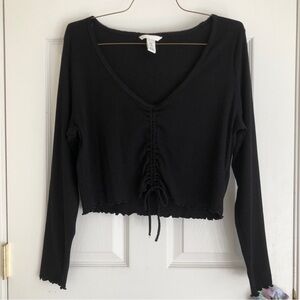 H&M Black Cinched Long Sleeve Cropped Top